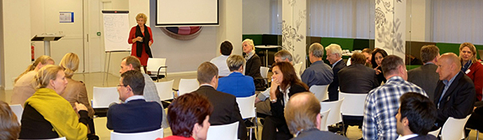Bureau Kruiswijk biedt als dagvoorzitter professionele begeleiding van conferenties voor efficiency en resultaat!