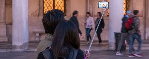 Blog van Patty Kruiswijk over selfies makende jongeren